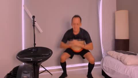 _axelking_ online show from October 11, 12:04 pm