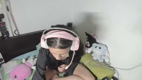 _baby_vi online show from December 17, 6:14 pm