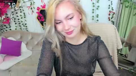 Bella online show from May 1, 8:35 pm