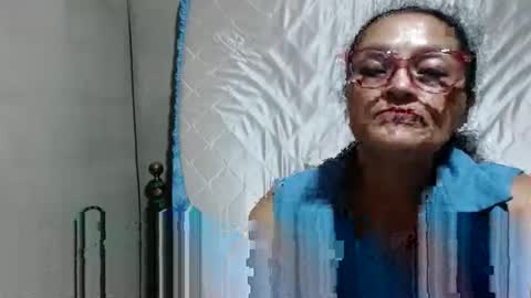 _bellanocturna online show from May 2, 1:32 am
