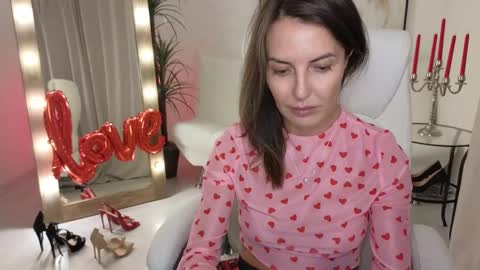 Beylly online show from February 15, 6:02 am