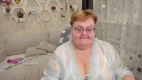 Snapshot of _big_beautiful_love_ chatting on December 28, 11:37 pm Louise  ONLY IN PVT  Masturbation with dildo and cum  Naked  Show and play with pussy  Blow job  Hand job  ONLY IN PVT  online show from December 28, 11:37 pm