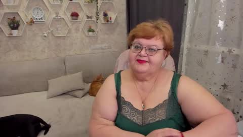 Snapshot of _big_beautiful_love_ chatting on March 7, 8:22 pm Louise  ONLY IN PVT  Masturbation with dildo and cum  Naked  Show and play with pussy  Blow job  Hand job  ONLY IN PVT  online show from March 7, 8:22 pm