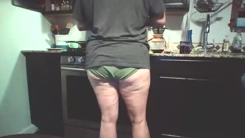 Snapshot of _big_tits_mcgee chatting on September 29, 12:32 pm Big Tits McGee online show from September 29, 12:32 pm