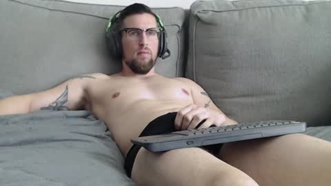 _bigd69 online show from December 2, 2:30 pm