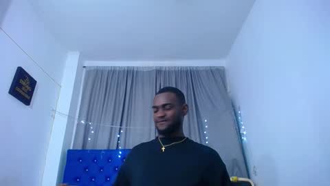 Snapshot of _black_stallion chatting on November 7, 3:39 am Andrew online show from November 7, 3:39 am
