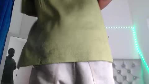 Andrew online show from January 9, 7:48 pm