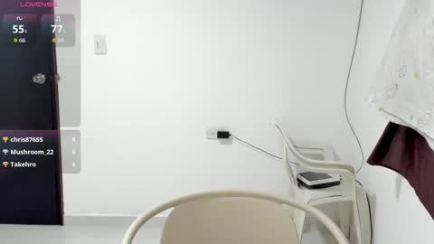 Snapshot of _blairwest_ chatting on November 7, 11:16 pm _blairwest_ online show from November 7, 11:16 pm