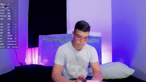 Snapshot of _blake_boy chatting on October 14, 8:48 am _blake_boy online show from October 14, 8:48 am