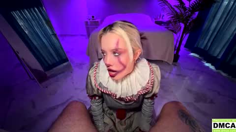 Snapshot of _blowjob_queen_ chatting on November 1, 10:34 pm Hey were Vi and Alex VACATION FROM OCTOBER 31 TO NOVEMBER 12. AVAILABLE ON INST online show from November 1, 10:34 pm