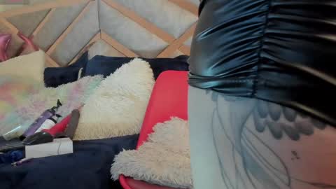 Snapshot of _brendamichel_ chatting on February 5, 7:31 pm Brenda online show from February 5, 7:31 pm
