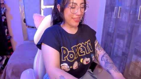 Angie  Independent model online show from November 23, 5:18 am