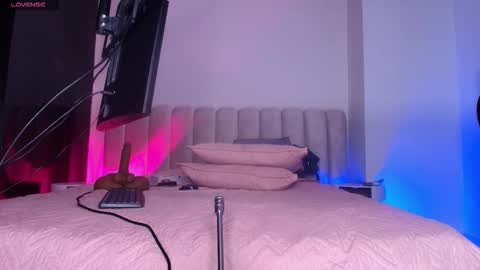 Snapshot of _britanyy_ chatting on November 22, 3:16 am Britany online show from November 22, 3:16 am