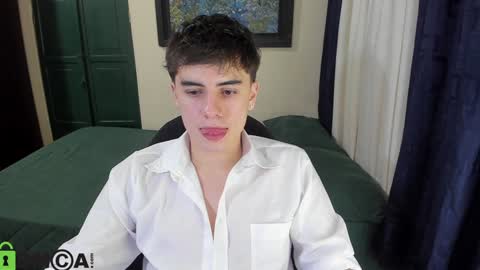 Snapshot of _broken_47 chatting on December 9, 5:51 am FELIPE CAMACHO dont forget to support me with a little hand up online show from December 9, 5:51 am