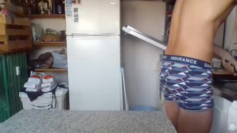 Snapshot of _bubble_buttfunxxx chatting on January 15, 11:21 am _bubble_buttfunxxx online show from January 15, 11:21 am