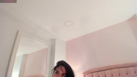 cailyn  online show from July 5, 8:38 pm