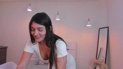 Snapshot of _camilarose chatting on June 5, 8:14 pm Camila Rose online show from June 5, 8:14 pm