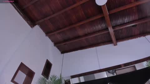 Snapshot of _candy_sweet chatting on February 25, 9:13 pm Candy online show from February 25, 9:13 pm