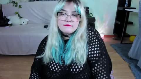 _candym1lky_ online show from December 17, 6:41 am