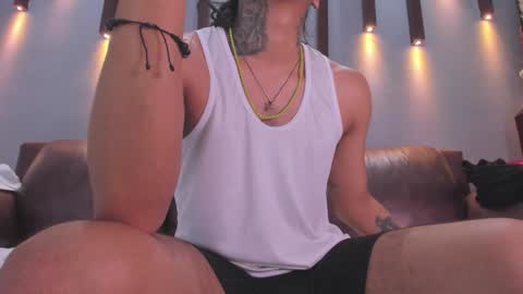 Snapshot of _cannabitch chatting on December 28, 1:17 pm Shatta Sara online show from December 28, 1:17 pm