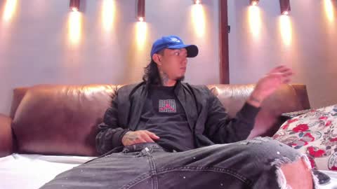 Snapshot of _cannabitch chatting on December 29, 1:06 pm Shatta Sara online show from December 29, 1:06 pm