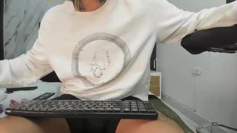 Shatta  Sara online show from February 28, 1:45 pm