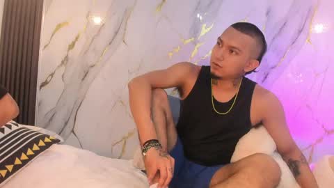 Shatta  Sara online show from May 31, 1:18 pm