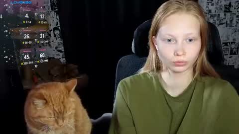Snapshot of _caramel_milk_ chatting on July 29, 2:43 am Merlizz online show from July 29, 2:43 am