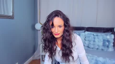 Snapshot of _carlawhite_ chatting on May 10, 3:33 am _carlawhite_ online show from May 10, 3:33 am