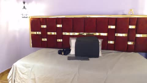 Caroline online show from February 17, 10:34 am