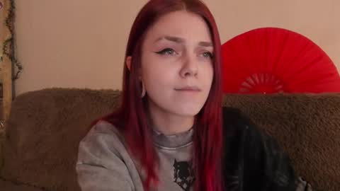 Caroline online show from January 8, 1:13 pm