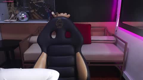 _charlotte_collins_ online show from September 17, 3:14 pm