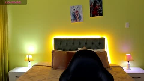 Charlote online show from September 22, 8:00 pm