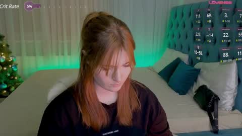 Snapshot of _chlo_e chatting on December 22, 1:12 am Alisa NO NUDE online show from December 22, 1:12 am