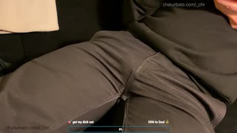 Snapshot of _chr chatting on December 4, 7:45 pm Chris online show from December 4, 7:45 pm