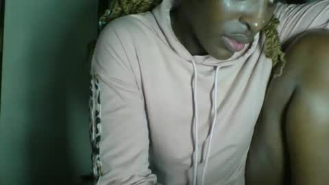 clara online show from April 27, 6:17 pm