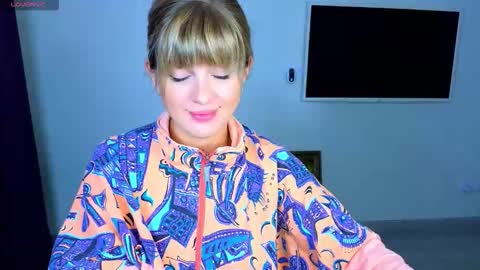 D online show from October 27, 5:39 pm