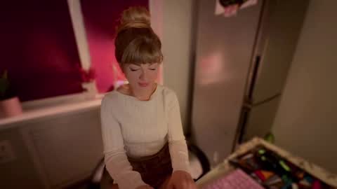 D online show from February 14, 5:15 am