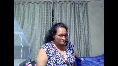 _cristal09 online show from October 5, 1:48 am