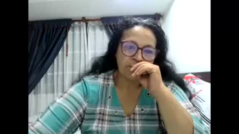 _cristal15 online show from November 17, 8:42 am