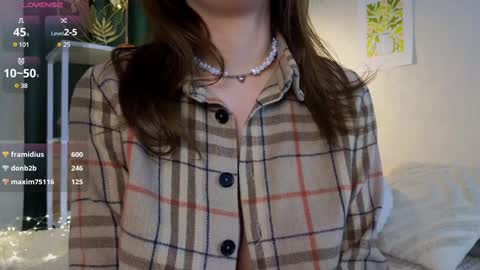 Snapshot of _curlydream_ chatting on February 7, 7:17 pm Alice online show from February 7, 7:17 pm