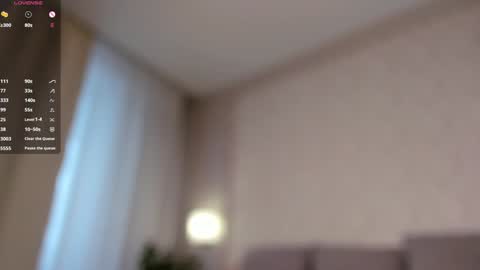 Snapshot of _curlydream_ chatting on October 9, 3:37 am Alice online show from October 9, 3:37 am