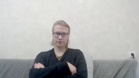 Snapshot of _dash_ chatting on December 15, 3:27 pm Tony online show from December 15, 3:27 pm