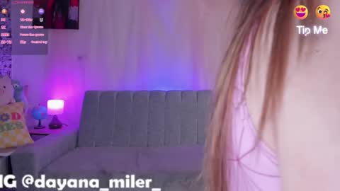 Snapshot of _dayana_miler chatting on October 8, 1:25 am IG Dayana miler online show from October 8, 1:25 am