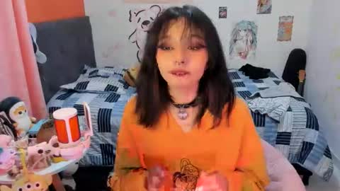 Snapshot of _dayanne_ chatting on September 10, 4:01 am Pao online show from September 10, 4:01 am