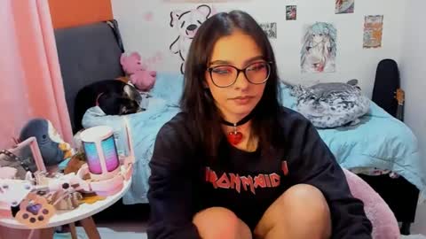 Snapshot of _dayanne_ chatting on September 28, 3:01 am Pao online show from September 28, 3:01 am