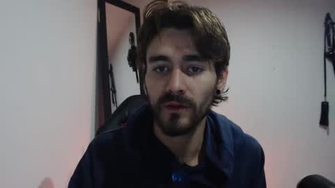 Snapshot of _delacruz911_ chatting on October 1, 4:51 am delacruz online show from October 1, 4:51 am