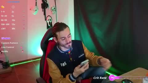 Snapshot of _delacruz911_ chatting on December 1, 7:02 am delacruz online show from December 1, 7:02 am