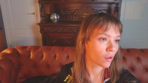 DemiDee online show from January 14, 5:57 am