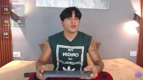 _demon1 online show from April 22, 5:54 am